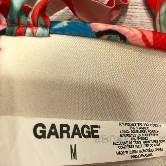 GARAGE Floral Bikini Top Size Medium - Picture 3 of 5